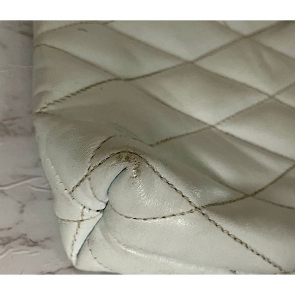 Vintage Shoulder Bag Purse in White & Blue with Embossed Checkered pattern retro - Picture 5 of 10